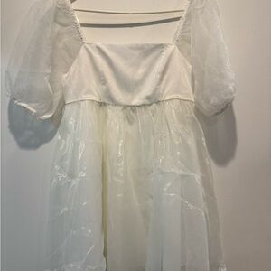 Elegant White Puff Sleeve Dress